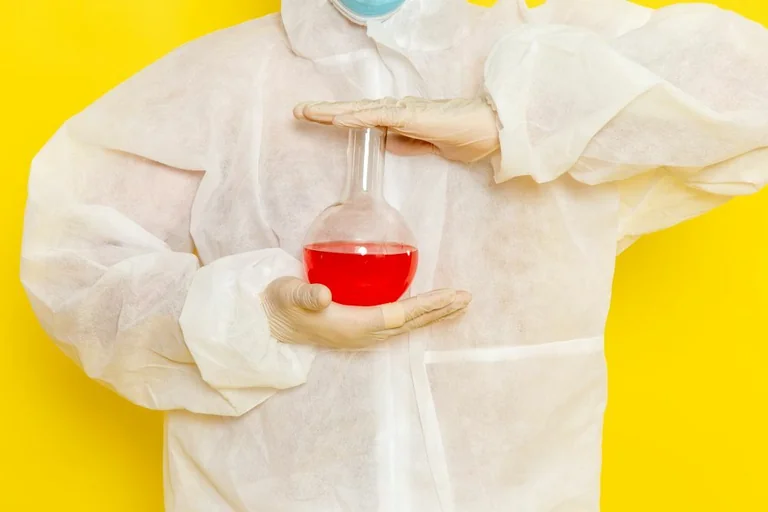 Cheminių produktų etiketės: ką patikrinti prieš rinką