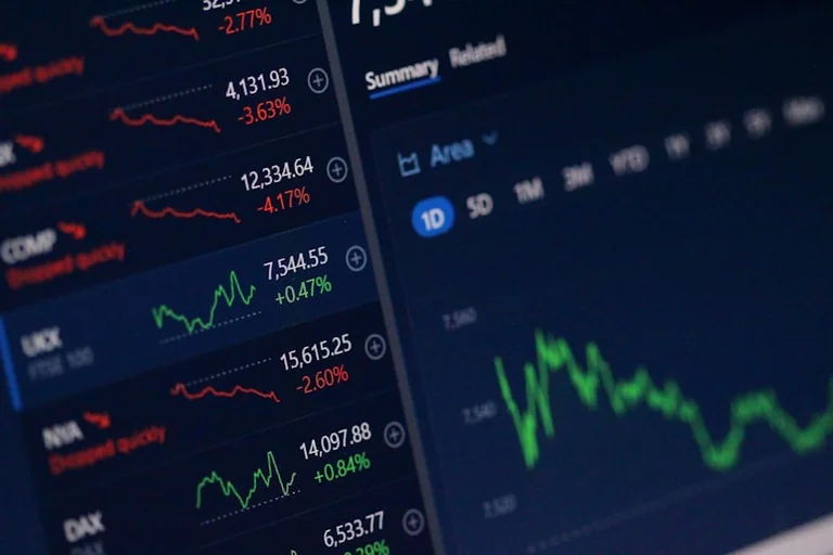 ECB sprendimas rugsėjo 10-ąją: ar palūkanos mažės?