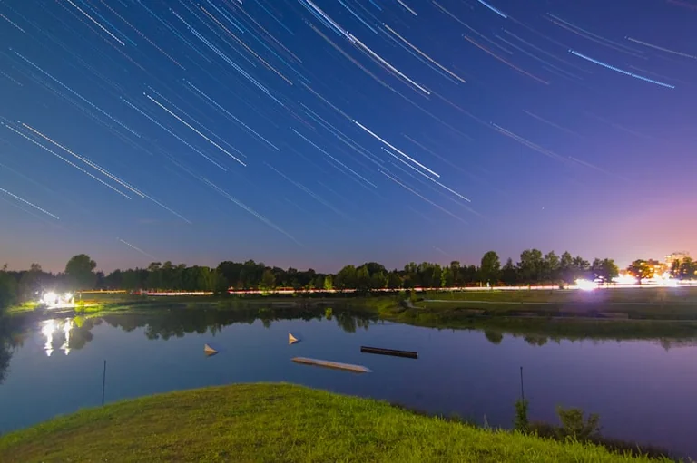 Perseidų maksimumas 2026: kur ir kada Lietuvoje stebėti