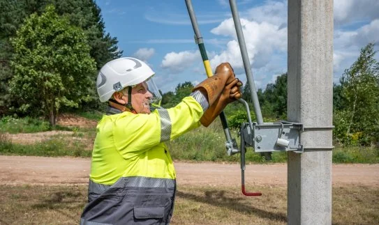 Zarasų krašte be elektros tūkstančiai: kiek truks darbai