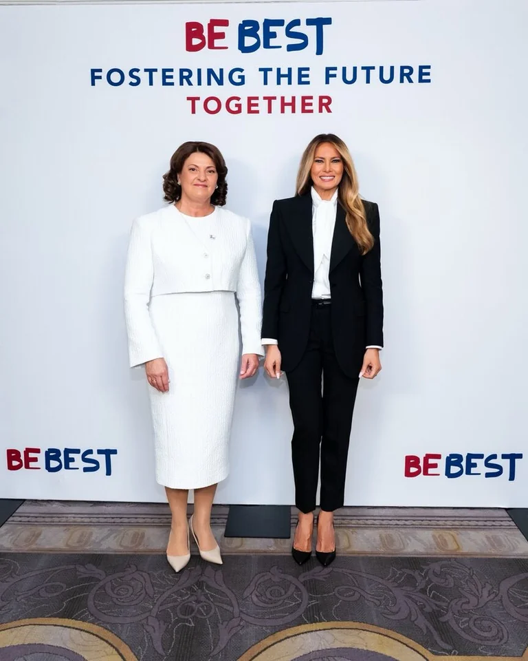 Niujorke Diana Nausėdienė ir Melania Trump susitiko vaikų skaitmeninės gerovės tema